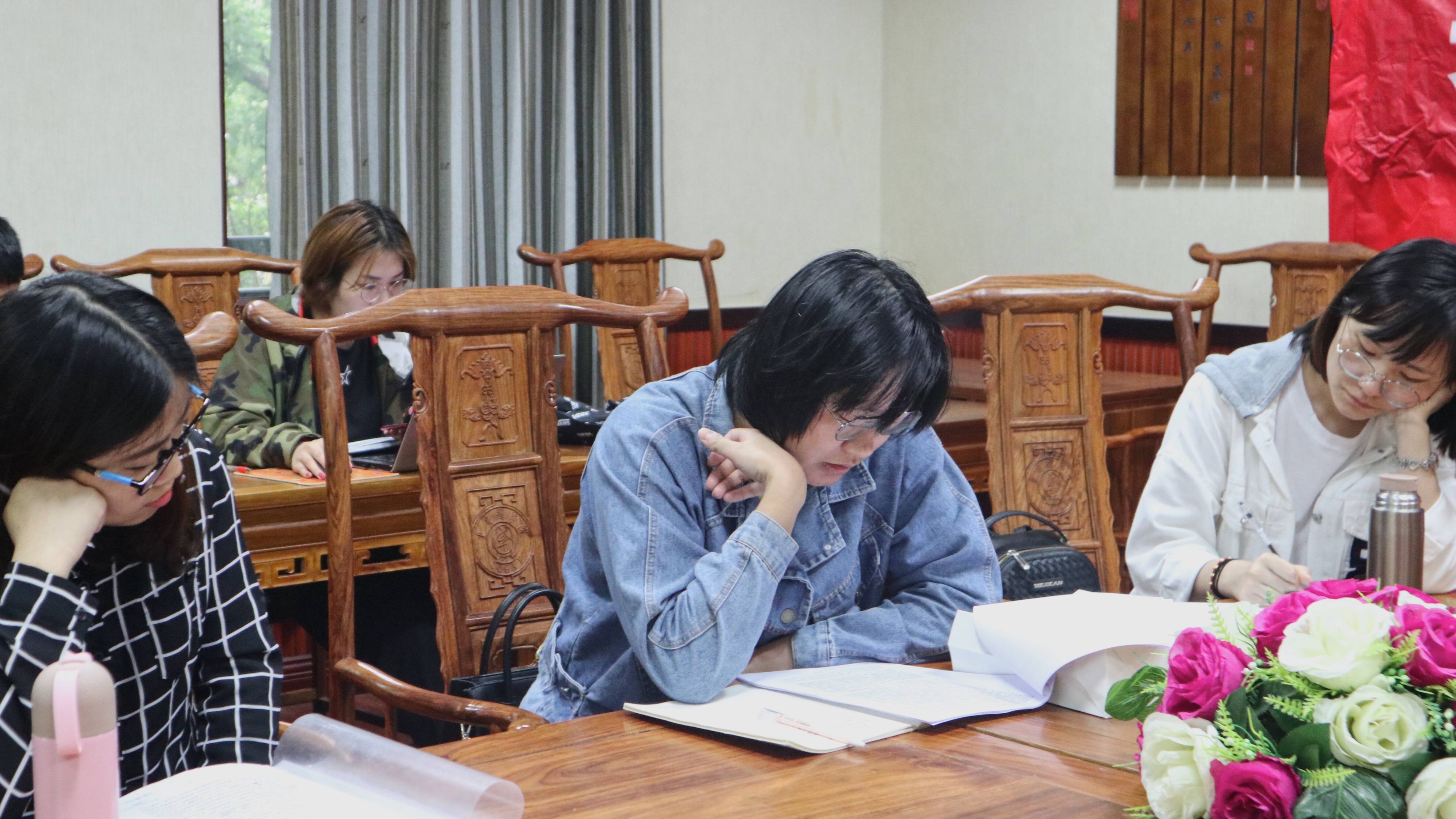 博士谭妍爽分享论文.JPG