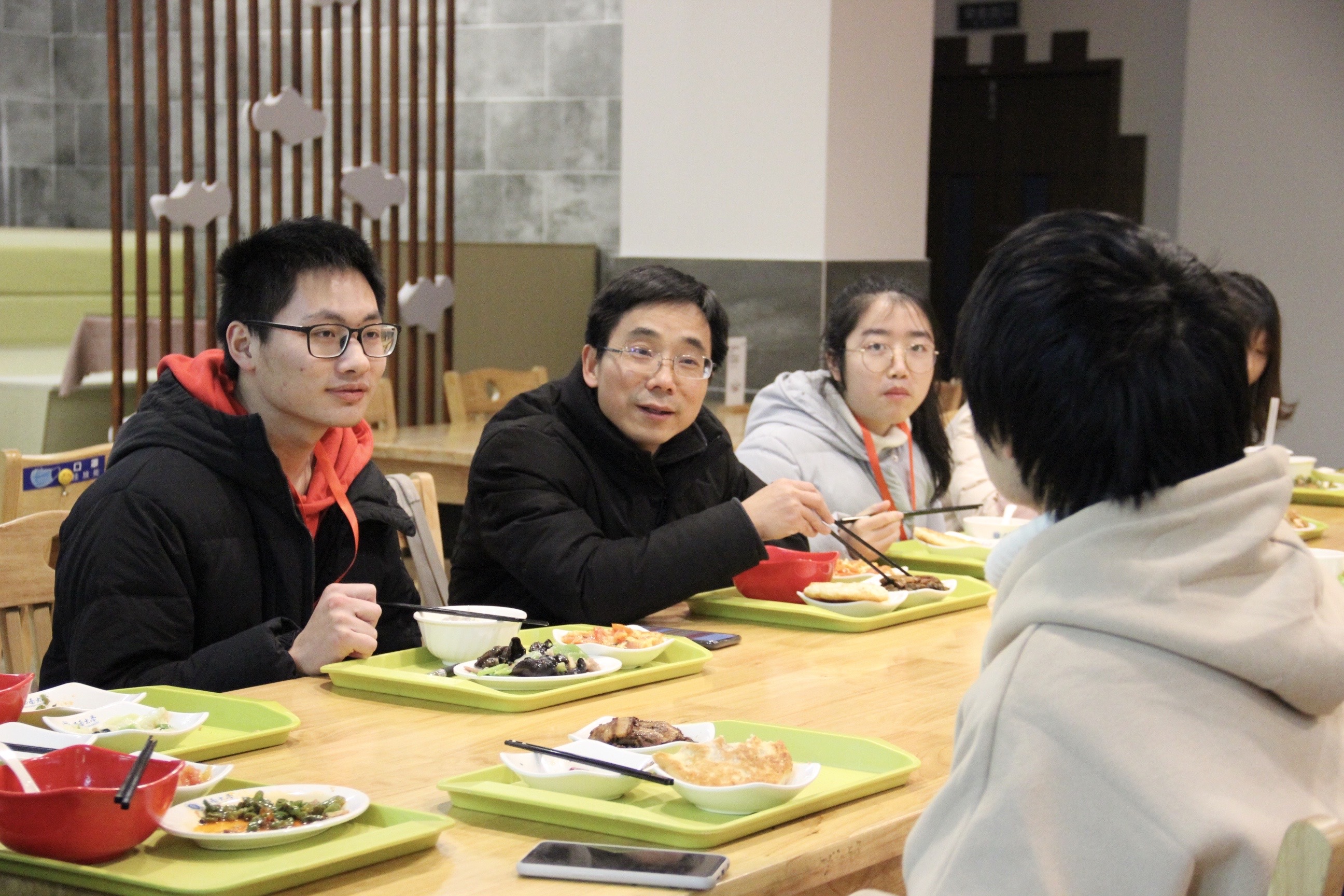 教授晚餐会——寇鹏程教授谈美学2.JPG